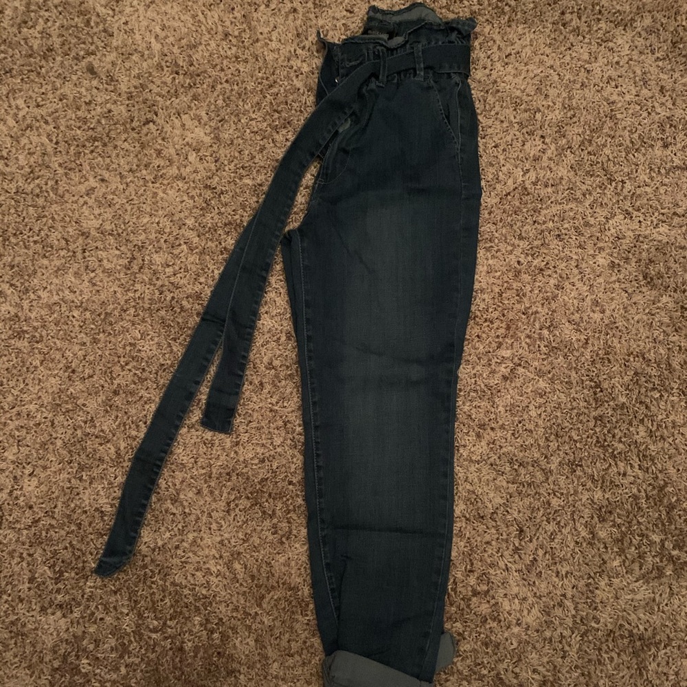 Fashion Nova Jeans ~ tie around waist